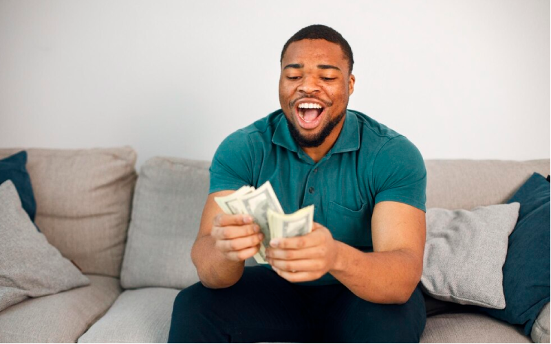 ¿Puede el dinero comprar la felicidad en América Latina?