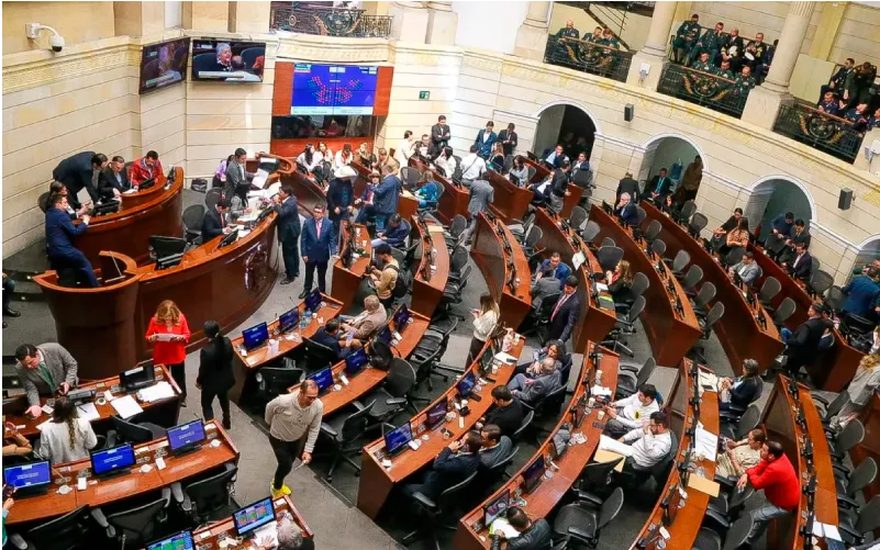 Colombia en crisis Estamos viviendo una guerra silenciosa entre la pobreza y el poder