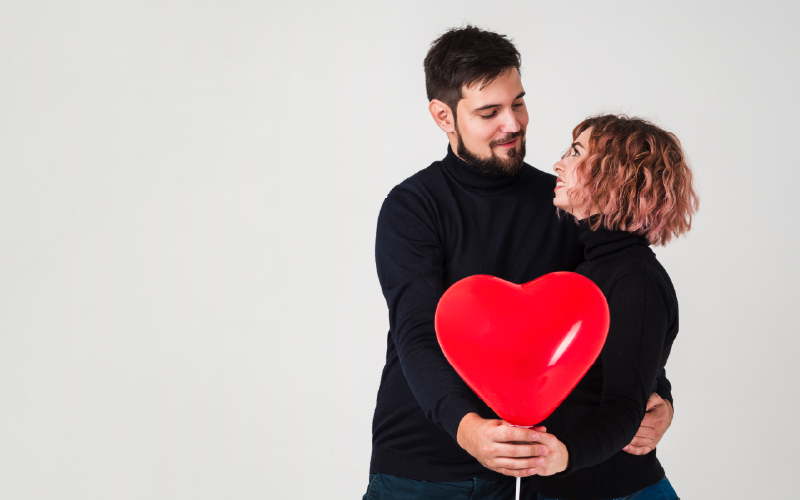 ¿Sientes que tu pareja no te ama? Tal vez no entiendes los lenguajes del amor