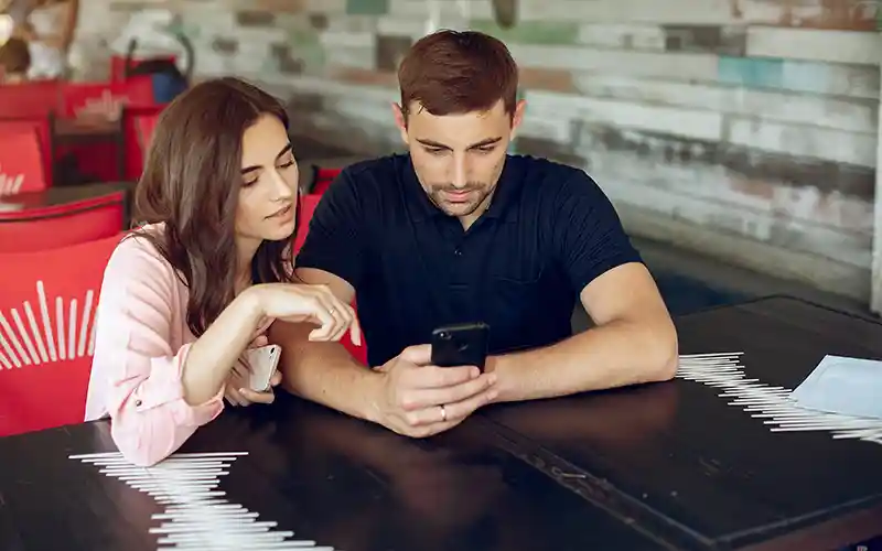 Generación Z: ¿la generación que menos sexo tiene? Esto dicen las investigaciones